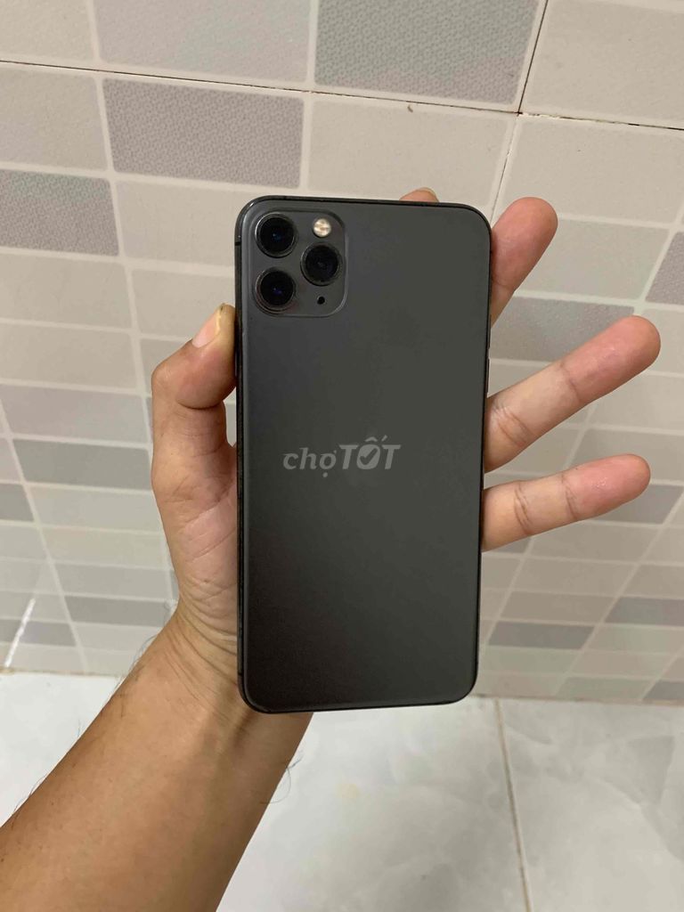 Apple iPhone 11 Pro Max 64GB Xám quốc tế. Mua bán Điện thoại tại Quận Cái Răng Cần Thơ được đăng bởi văn thưởng hình 1