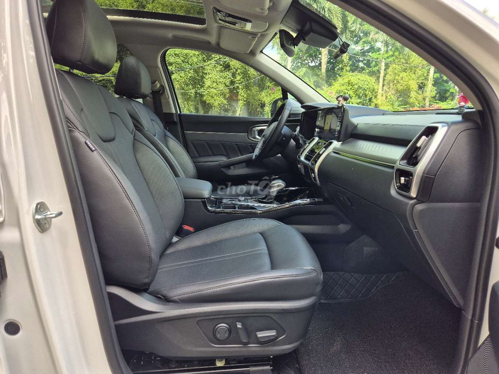 Kia Sorento Signature 2.5 AWD 2023 Белый 79000 км