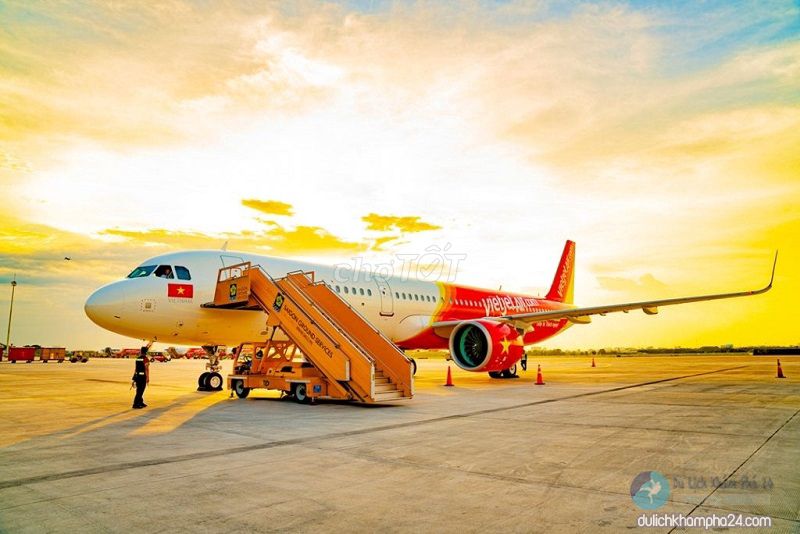 Vé HUẾ✈️ đi Hà Nội / Sài Gòn chỉ 7xxk. Mua bán Sở thích khác tại Thị xã Hương Thủy Thừa Thiên Huế được đăng bởi Ha Nguyen hình 1