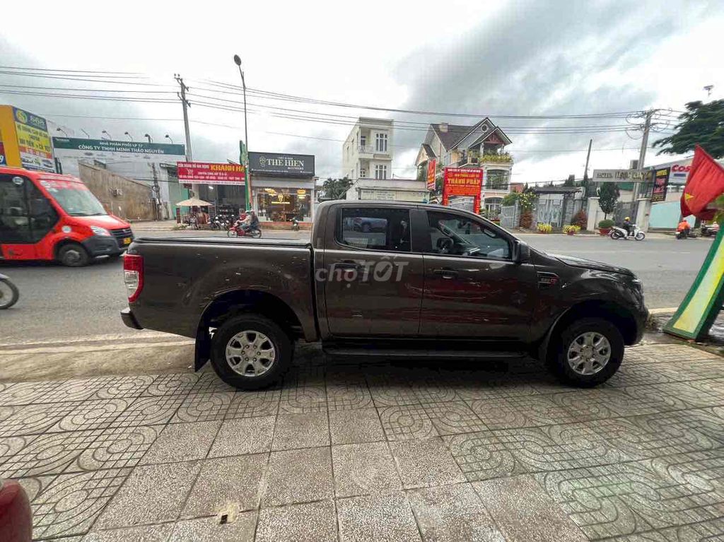 Ford Ranger 2022 XLS 2.0 4x2 AT - 56000 km. Mua bán Ô tô tại Huyện Đức Trọng Lâm Đồng được đăng bởi SALON ÔTÔ HOÀ THẮNG  hình 9