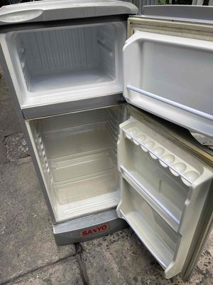 Tủ Lạnh Sanyo 2 cửa 110L bảo hành 3 tháng