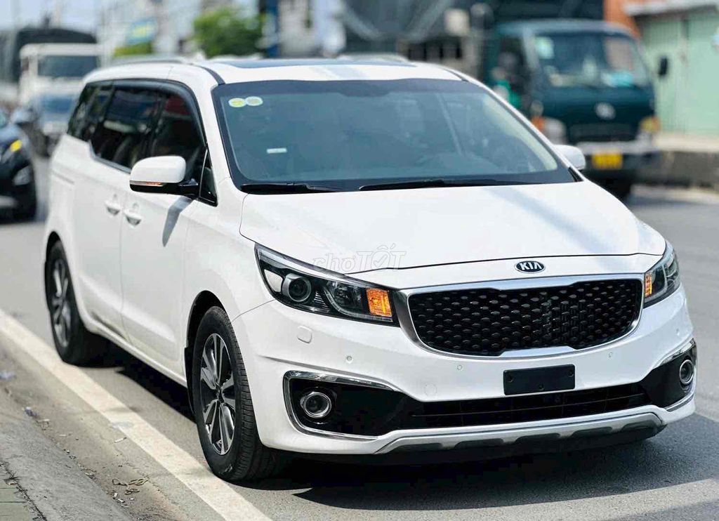 Kia Sedona 2018 2.2 DATH - 142000 km. Mua bán Ô tô tại Quận 12 Tp Hồ Chí Minh được đăng bởi Phong hình 2