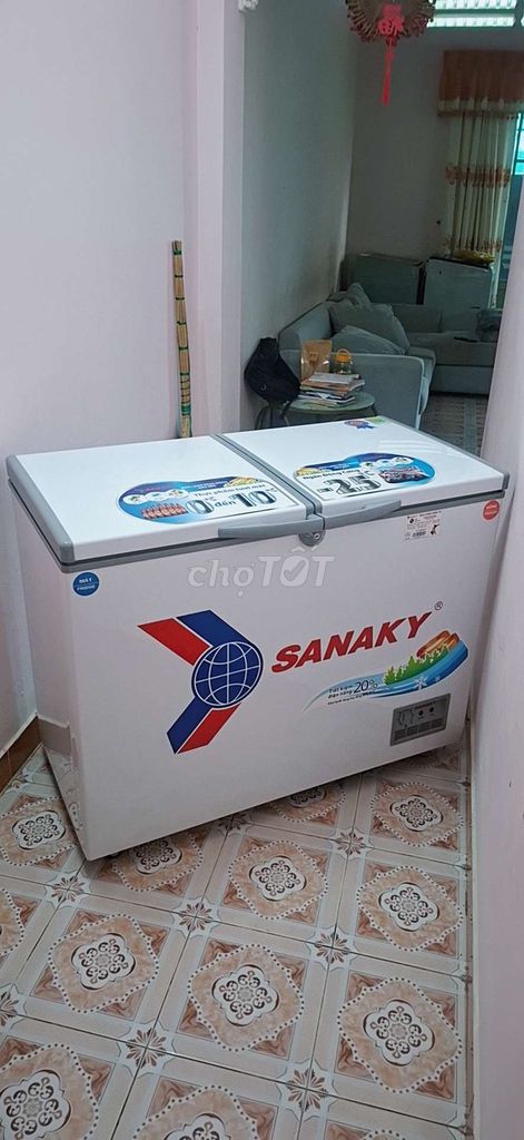 Tủ đông Sanaky 220lít còn bảo hành. Mua bán Tủ lạnh tại Thành phố Vũng Tàu Bà Rịa - Vũng Tàu được đăng bởi Duybeer hình 1