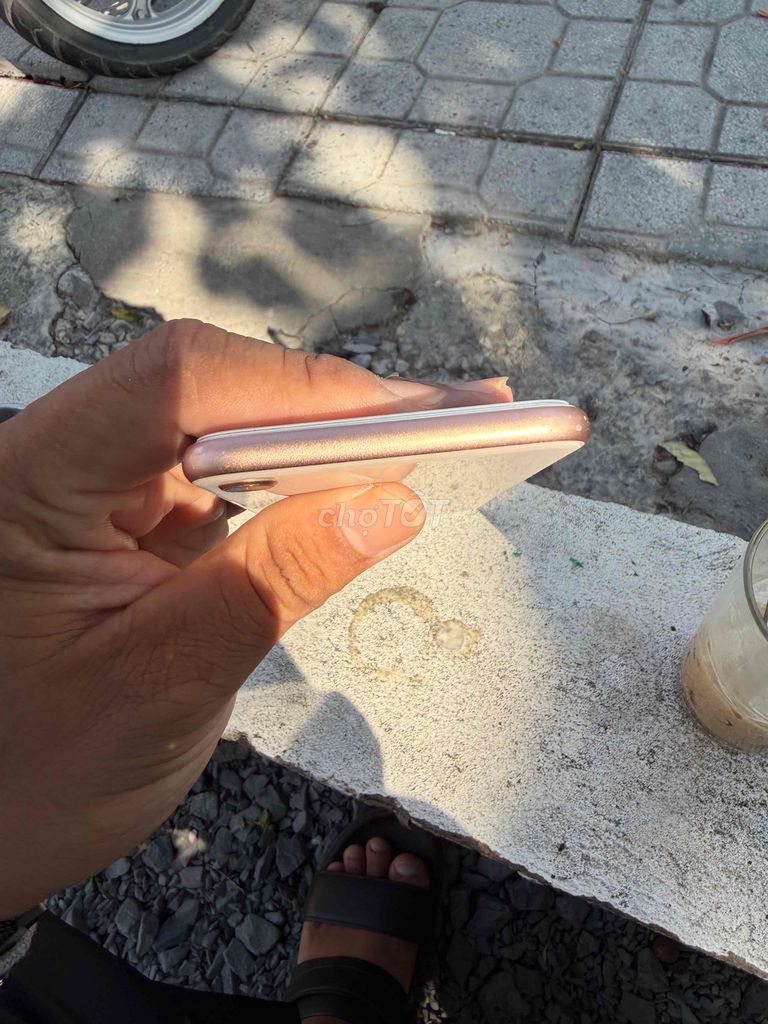Apple iPhone 8 64GB Vàng hồng. Mua bán Điện thoại tại Thành phố Bến Tre Bến Tre được đăng bởi Thiện HD SAISON hình 1