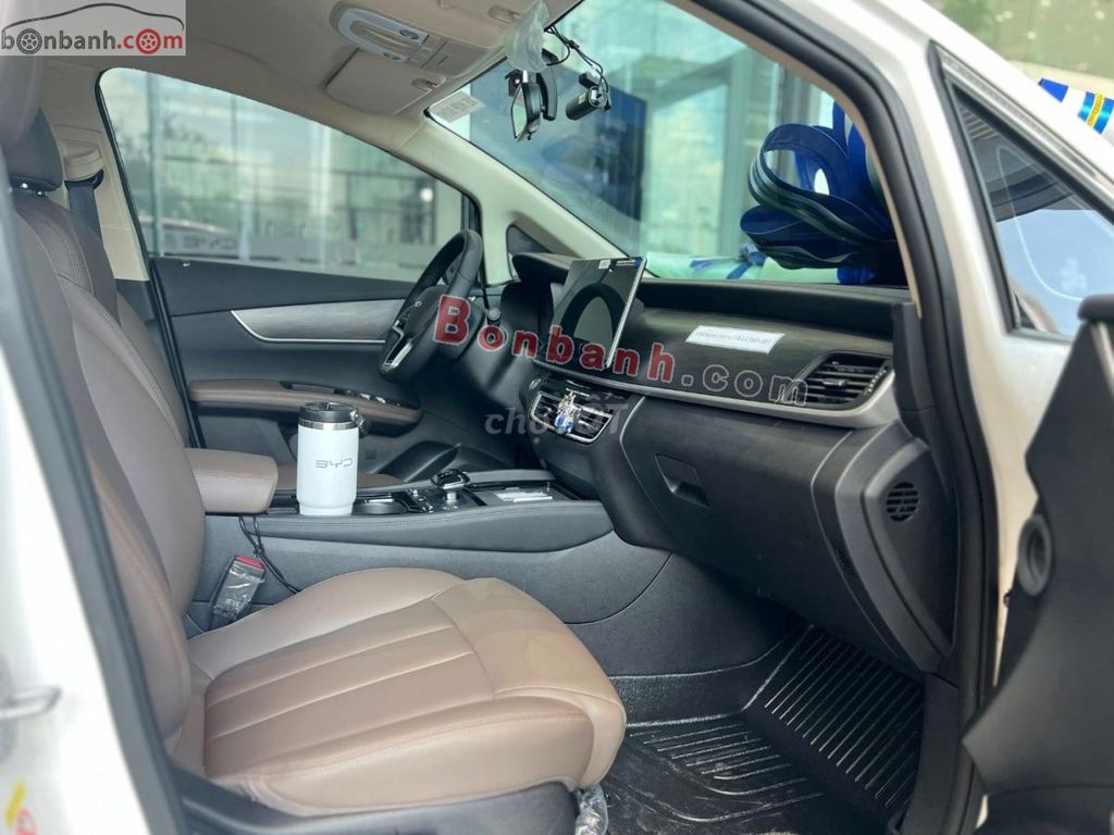 BYD M6 Standard 2025 - 756 Triệu. Mua bán Ô tô tại Thành phố Lào Cai Lào Cai được đăng bởi Tiến Đạt hình 3