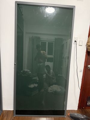 Cần thanh lý hai cánh cửa kính cường màu trà. Mua bán Nội thất, đồ gia dụng khác tại Quận Tân Phú Tp Hồ Chí Minh được đăng bởi Hoài Linh