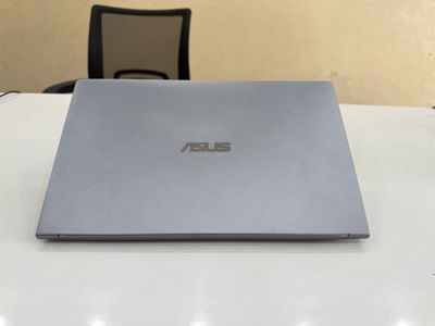 ASUS ZenBook UX434 R5-4th|8|256|14in giá rẻ. Mua bán Laptop tại Quận Thanh Xuân Hà Nội được đăng bởi Kiều Sơn