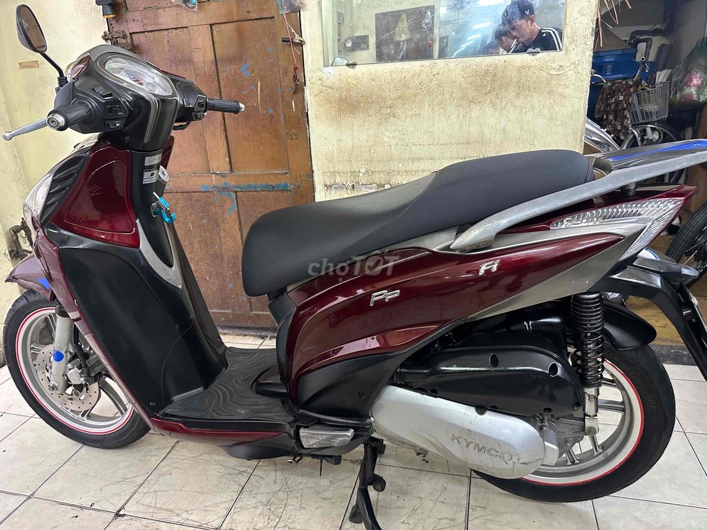 Kymco people Fi 2014. BSTP chính chủ công chứng. Mua bán Xe máy tại Quận Bình Thạnh Tp Hồ Chí Minh được đăng bởi Cửa hàng bán xe cũ hcm bình thạnh hình 4