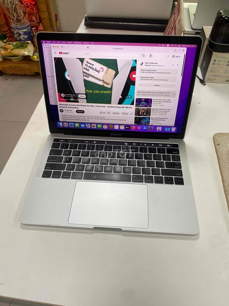 Macbook Pro 2016 tuchbar i5 13.3 inch 8GB/256GB. Mua bán Laptop tại Quận Hoàng Mai Hà Nội được đăng bởi Mac98 hình 1