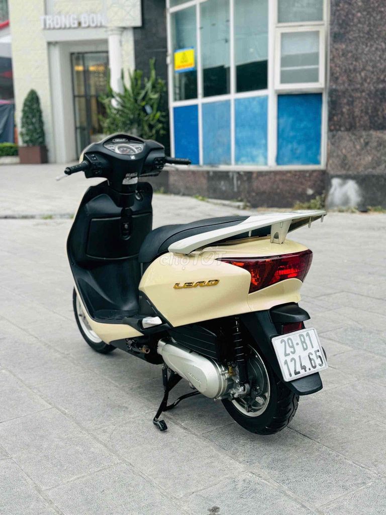 Lead 110fi be cuối 2011 máy đại chất  1 chủ. Mua bán Xe máy tại Quận Cầu Giấy Hà Nội được đăng bởi nguyễn bích thuỷ hình 3