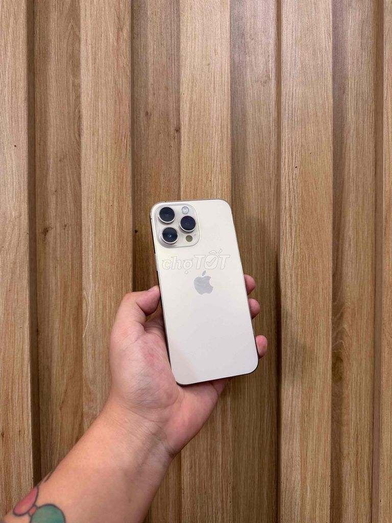 iPhone 14 Pro Max 128GB vàng zin nguyên bản. Mua bán Điện thoại tại Quận Đống Đa Hà Nội được đăng bởi  HT Mobie Trả góp nợ xáu bao duyệt hình 1