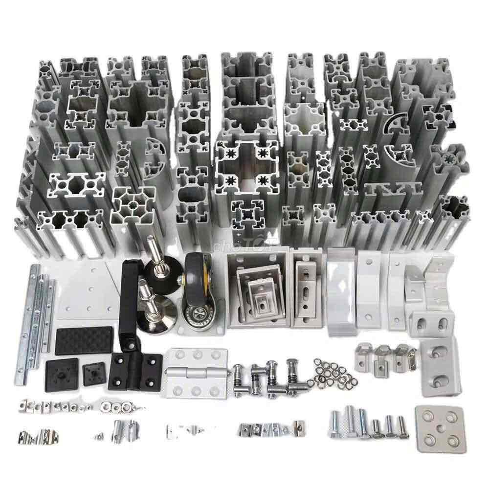 Nhôm định hình màu Bạc. Mua bán Nội thất, đồ gia dụng khác tại Thị xã Bình Long Bình Phước được đăng bởi anh huy hình 1