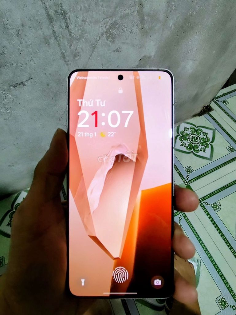 OnePlus Ace Bạc Đã qua sử dụng. Mua bán Điện thoại tại Thành phố Dĩ An Bình Dương được đăng bởi Phương Vũ Lê hình 1