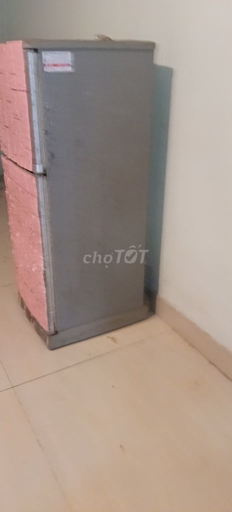 Tủ lạnh Sanyo 140 lít Xám. Mua bán Tủ lạnh tại Quận Sơn Trà Đà Nẵng được đăng bởi quang vinh nguyen hình 1