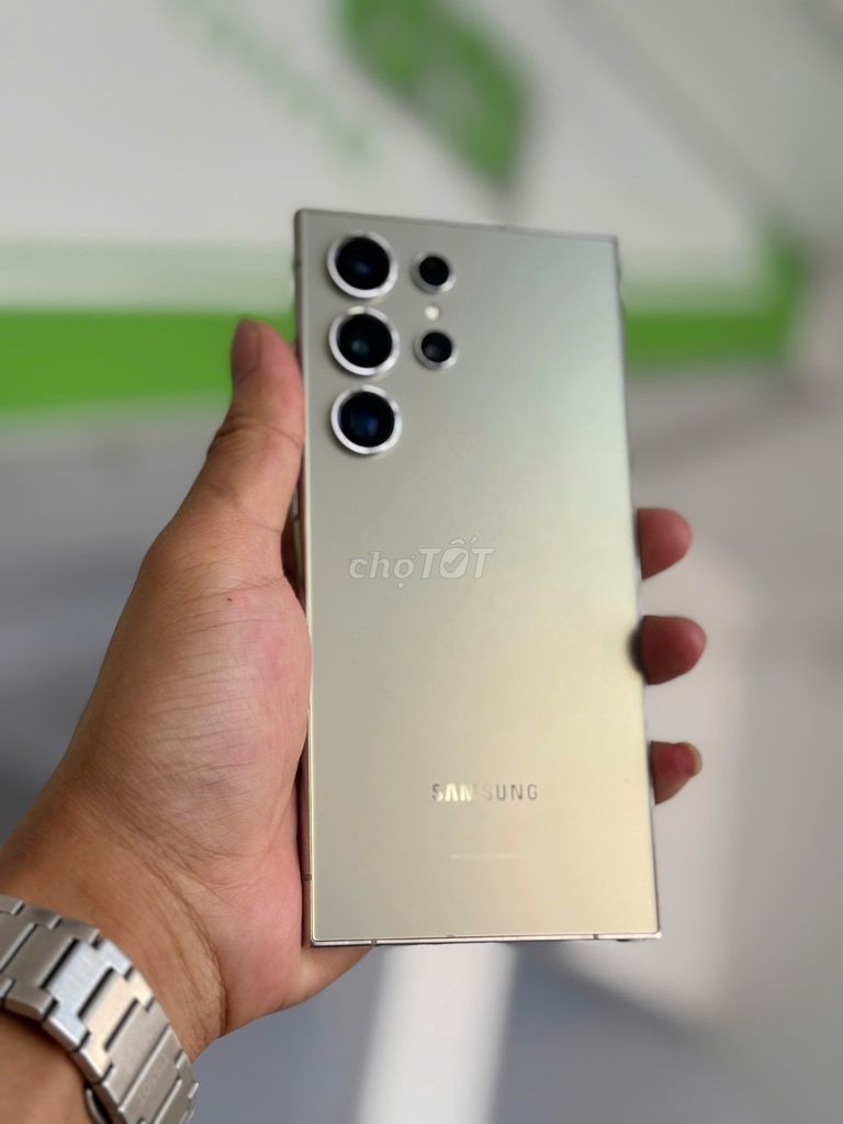 Samsung S24 Ultra 256GB Bạc Đã dùng. Mua bán Điện thoại tại Thành phố Buôn Ma Thuột Đắk Lắk được đăng bởi Cầm Đồ PHÚT 89  hình 1