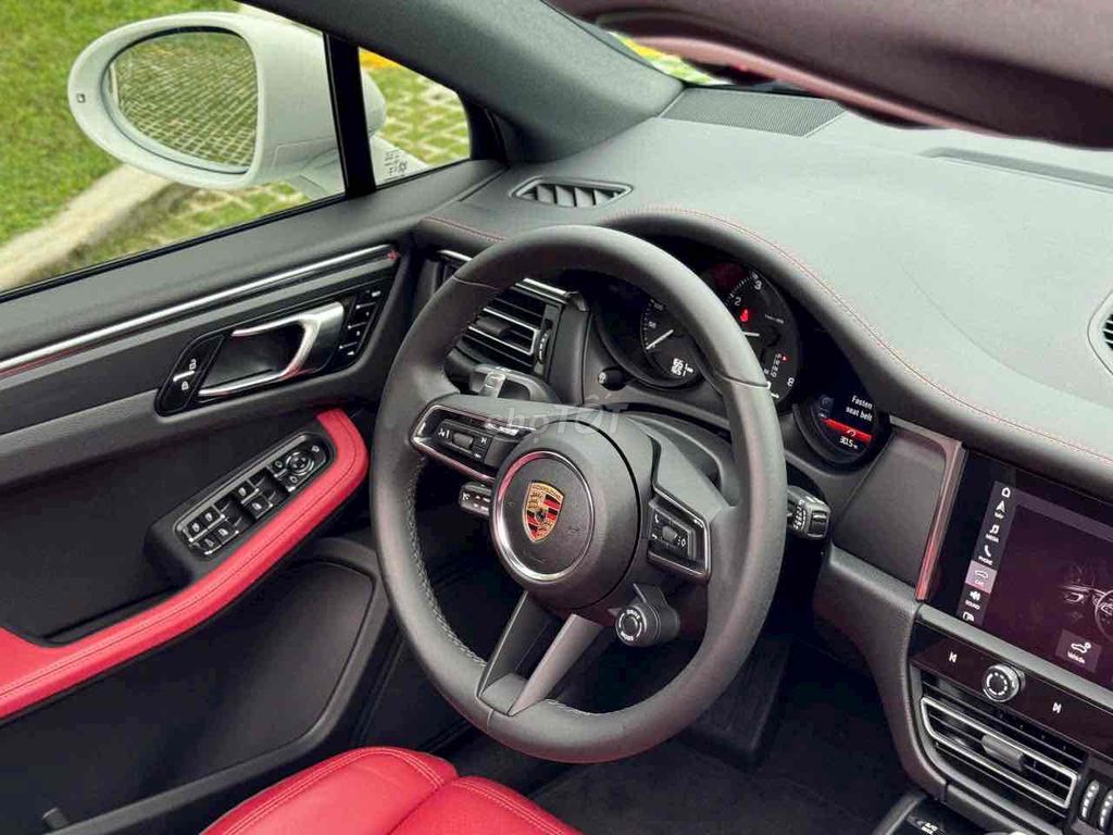Cần Bán Chiếc Porsche MaCan Model 2025 like new. Mua bán Ô tô tại Quận 7 Tp Hồ Chí Minh được đăng bởi Hoàng Trung hình 5