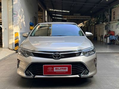 Toyota Camry 2.5Q 2019 Nâu vàng 20.512 km