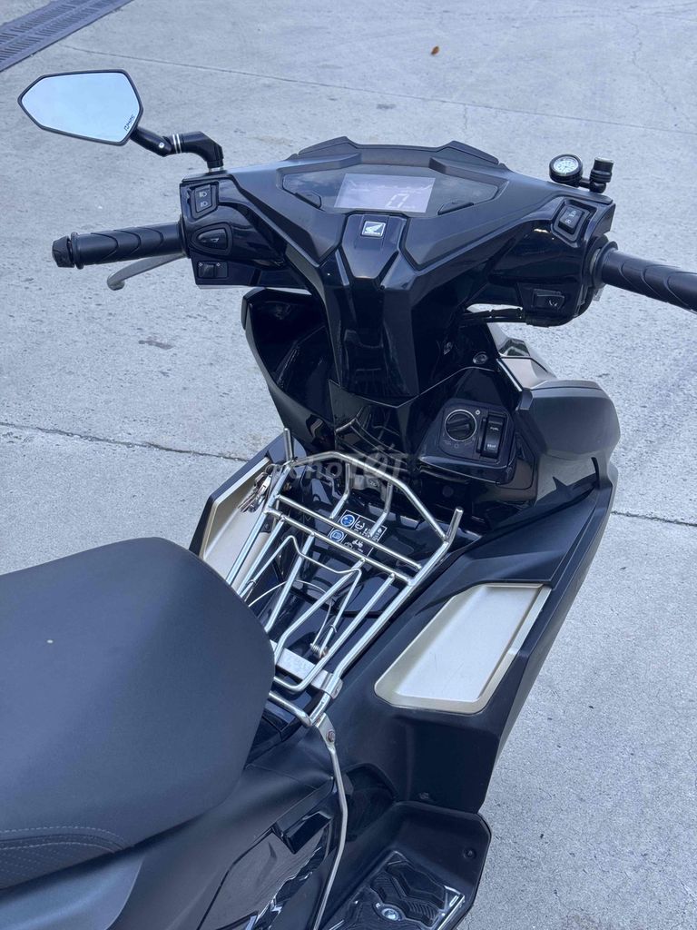 Honda Ab 4val dk 2023 xe nguyên rin .. Mua bán Xe máy tại Quận Cẩm Lệ Đà Nẵng được đăng bởi Duc Tran  hình 6