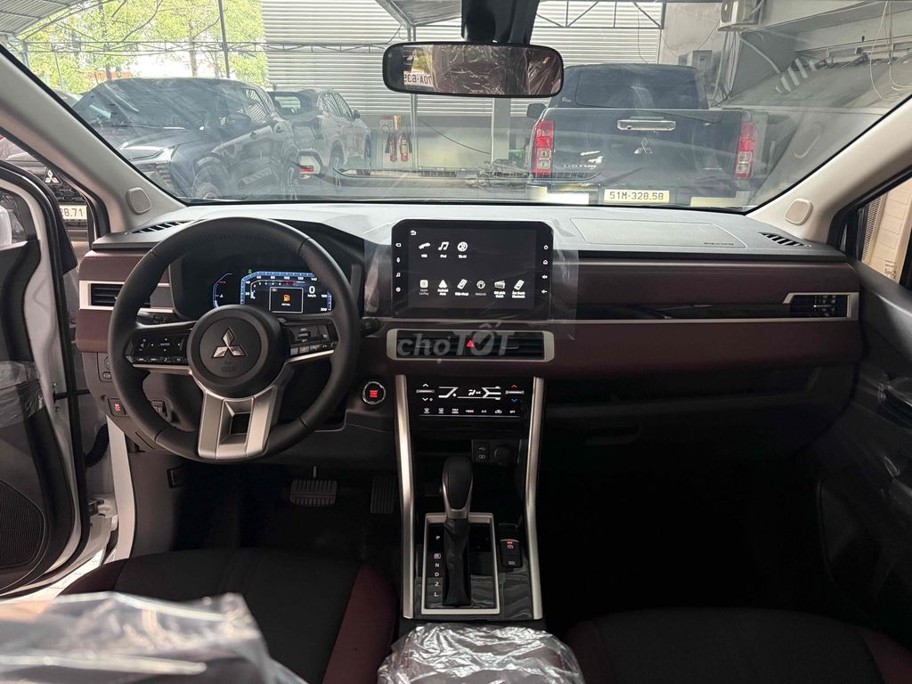 ✅ XPANDER CROSS +GIẢM 100TB + BẢO HIỂM+ FULL QUÀ ✅. Mua bán Ô tô tại Quận 6 Tp Hồ Chí Minh được đăng bởi Quang Hiếu hình 12