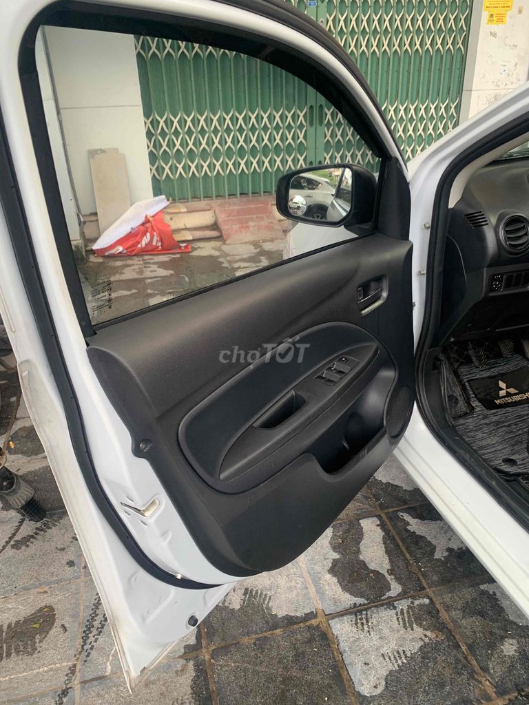 Mitsubishi Attrage 2020 MT - 70000 km. Mua bán Ô tô tại Quận Hai Bà Trưng Hà Nội được đăng bởi Levanhao hình 5