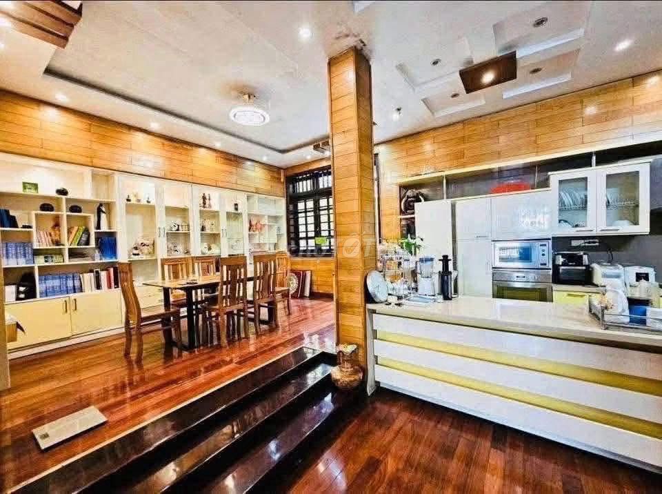 Дом в Ме Чи, Нам Ты Лием, 203 м², 18,6 млрд