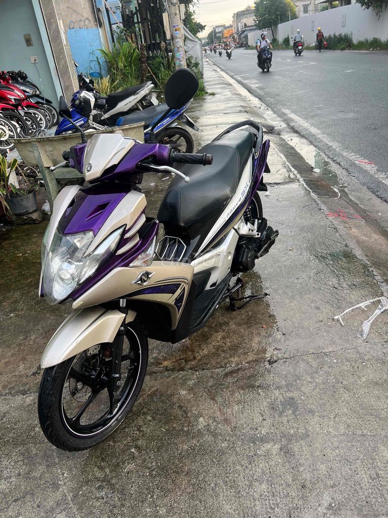 cần bán novo5 2012 rin êm. Mua bán Xe máy tại Thành phố Thuận An Bình Dương được đăng bởi Vodat hình 4