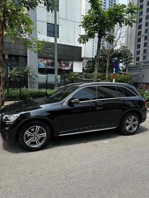 Mercedes Benz GLC Class 2021 - 32000 km