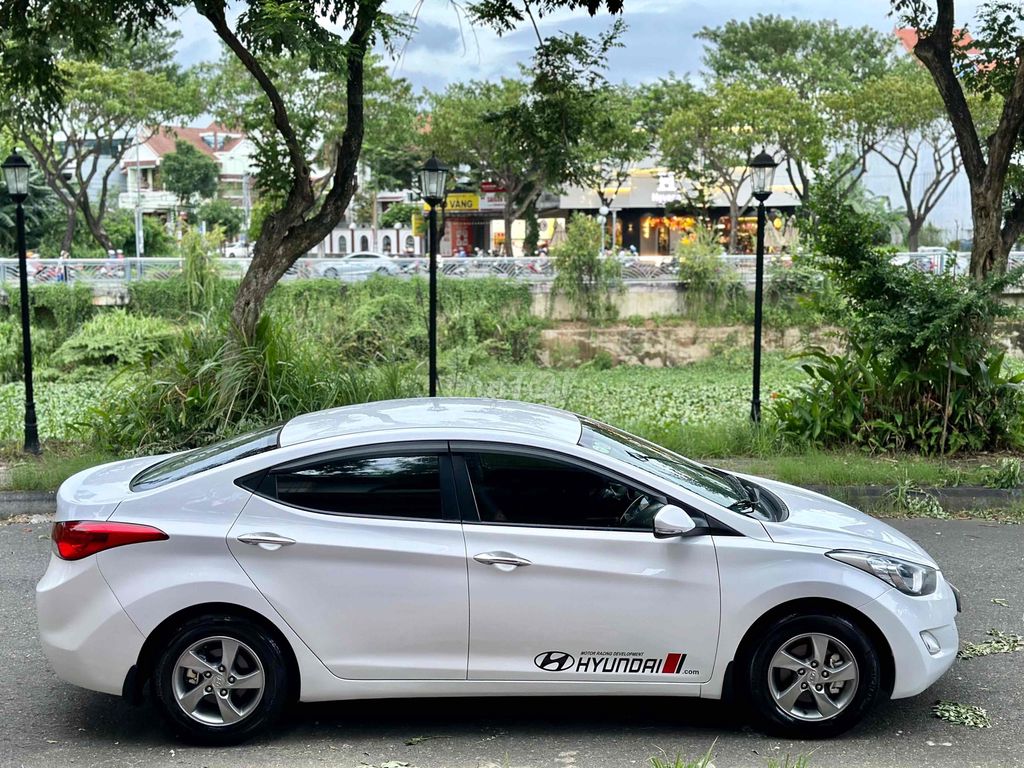 ❤️Hyundai Elantra 2013 1.6 MT - 110000 km ❤️. Mua bán Ô tô tại Quận Cẩm Lệ Đà Nẵng được đăng bởi Đức Thịnh hình 9