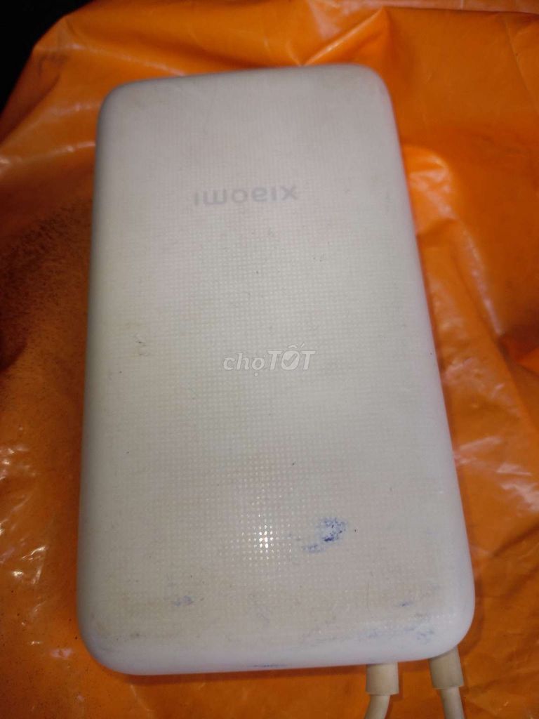 Sạc dự phòng Xiaomi 20000 mAh Trắng và acquy. Mua bán Phụ kiện (Màn hình, Chuột...) tại Thành phố Buôn Ma Thuột Đắk Lắk được đăng bởi taikhoan hình 1