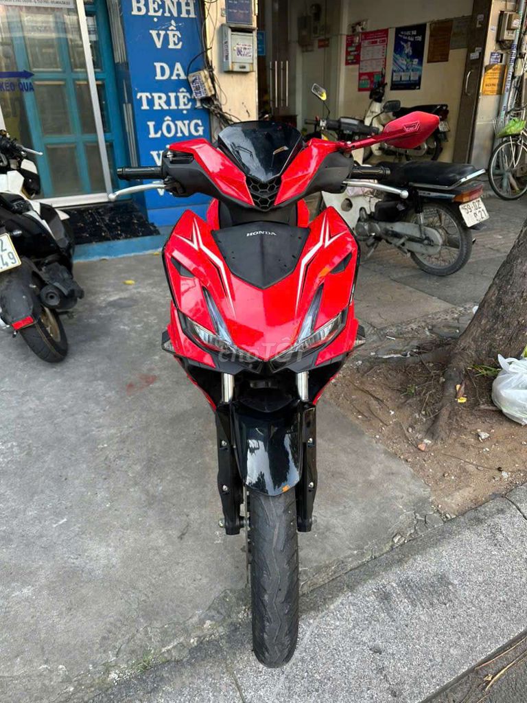 Honda winner v3 2023 mới 90% Bstp chính chủ. Mua bán Xe máy tại Quận Tân Phú Tp Hồ Chí Minh được đăng bởi Tuanduy hình 1
