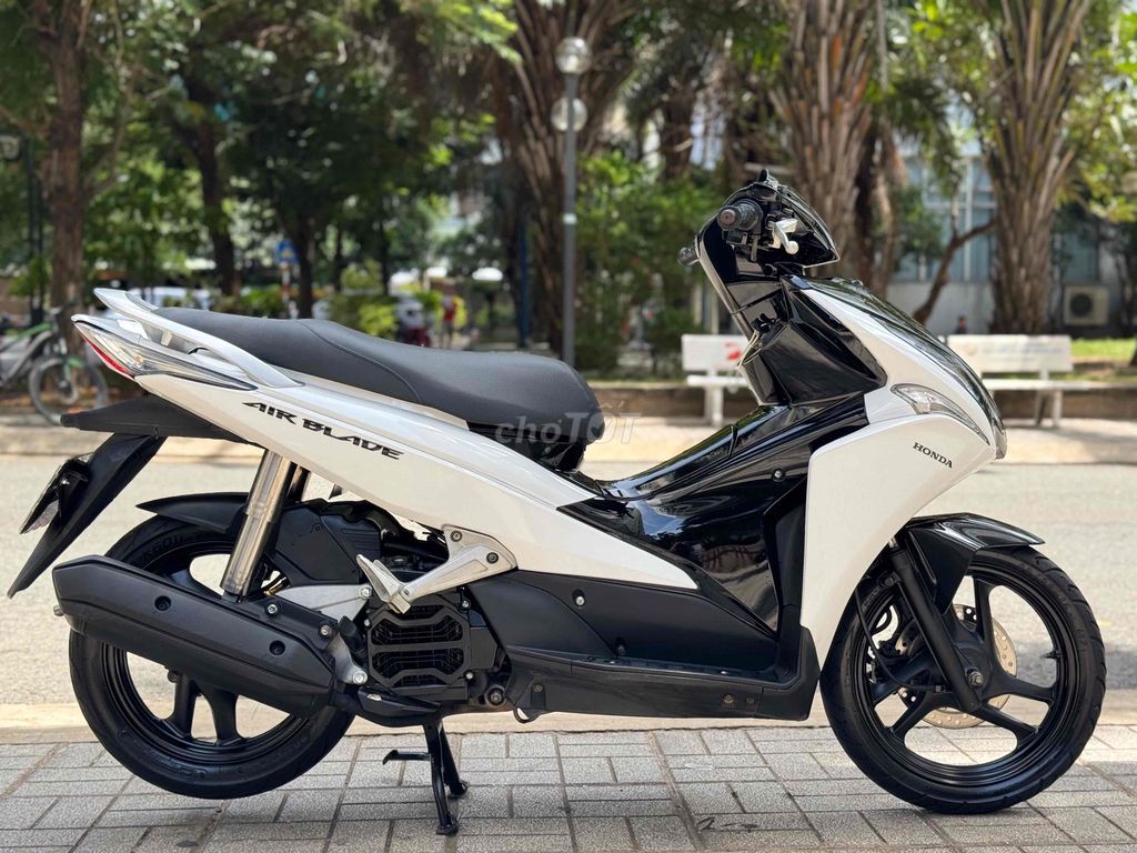 Honda Air Blade 2011 Белый, двигатель полностью оригинальный, отличное состояние