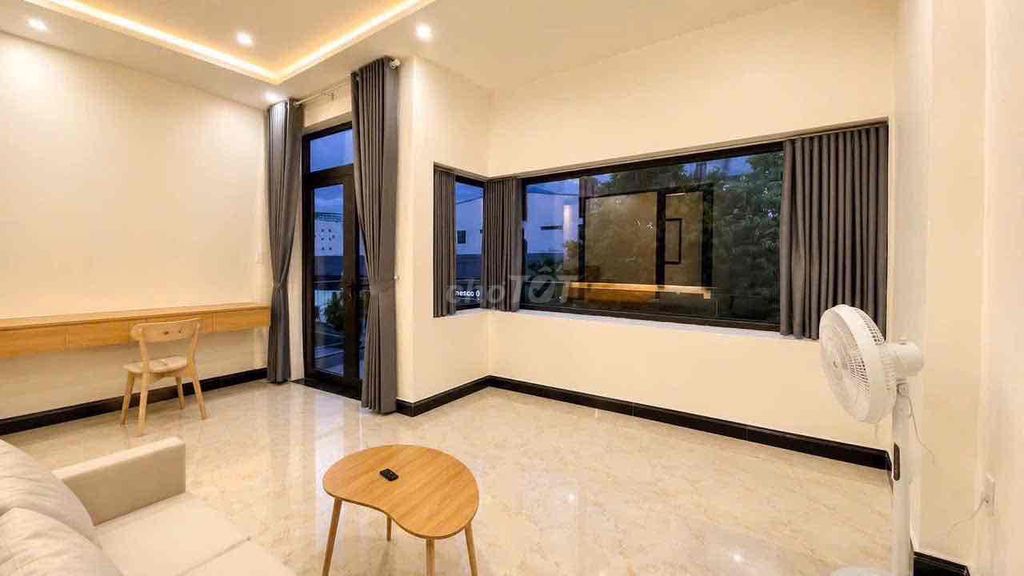 Аренда · 2 комн. · 100 м² · Quận Hải Châu, ул. Đường Phan Đăng Lưu