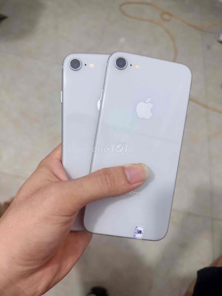 Apple iPhone 8 64GB Trắng Zin full. Mua bán Điện thoại tại Huyện Long Điền Bà Rịa - Vũng Tàu được đăng bởi saudom hình 1