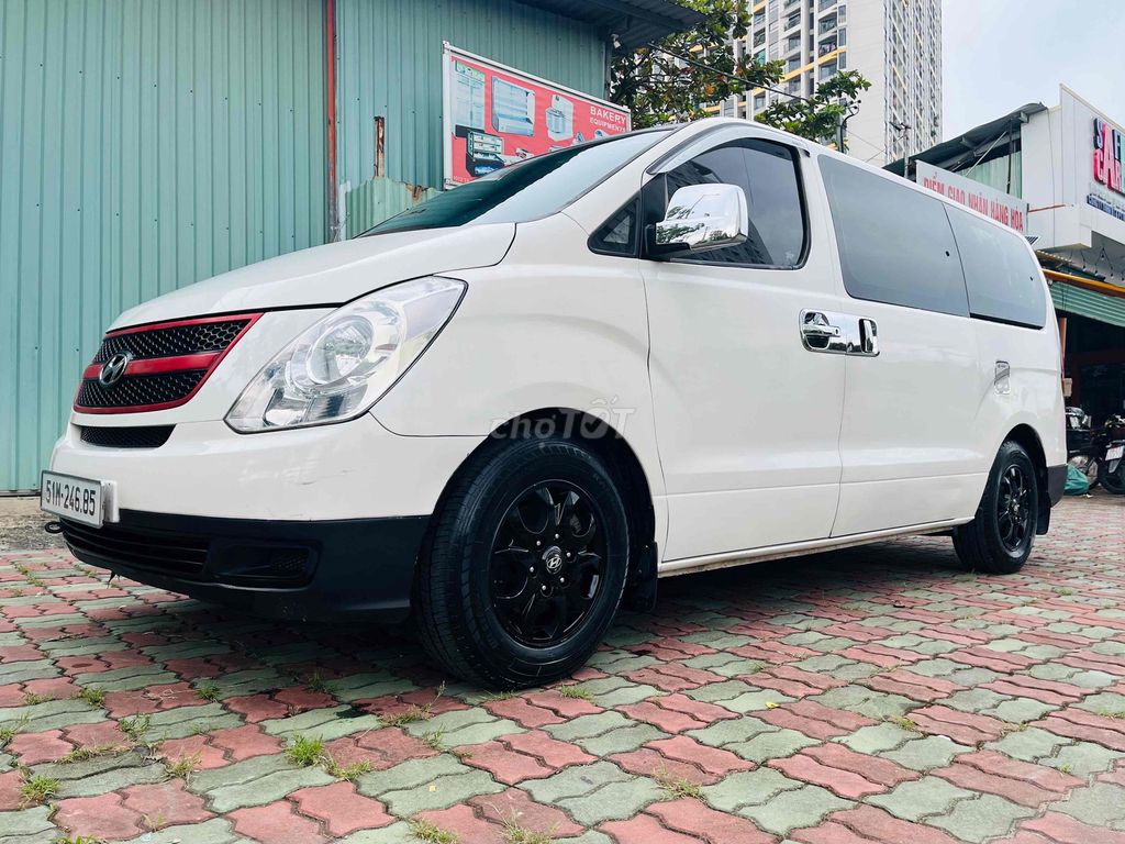 Không xài cần bán Hyundai Grand Starex H1 2011 6c. Mua bán Ô tô tại Quận 8 Tp Hồ Chí Minh được đăng bởi Chiến hình 2