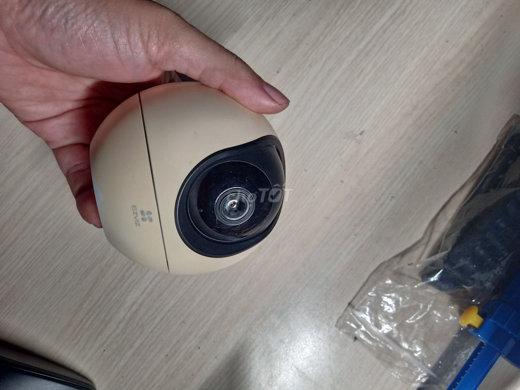 Camera an ninh EZVIZ CS-C6 (4MP,W2). Mua bán Máy ảnh, Máy quay tại Quận 10 Tp Hồ Chí Minh được đăng bởi Son hình 1