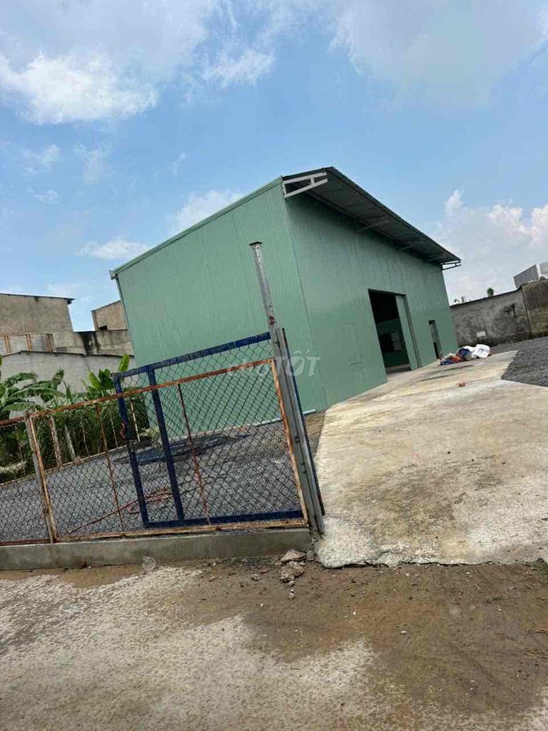 Kho cho thuê làm vận tải hay chứa hàng hoá