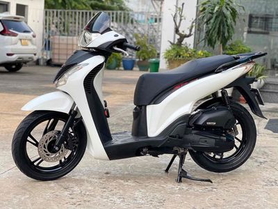 [NGON GIÁ MỀM]👉 Honda SHi 2017  Lên Shi Ý Full🌸ĐẸP. Mua bán Xe máy tại Quận Bình Tân Tp Hồ Chí Minh được đăng bởi BÙI TIẾN DŨNG