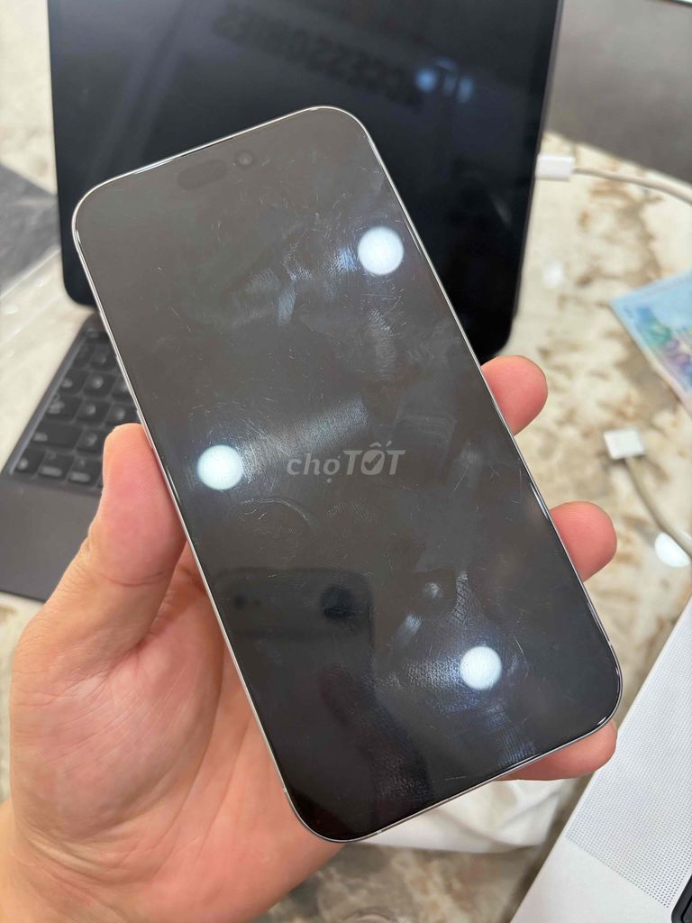 Apple iPhone 16 Pro Max 256GB Trắng. Mua bán Điện thoại tại Huyện Thanh Trì Hà Nội được đăng bởi Đoàn Xuân Tùng hình 1