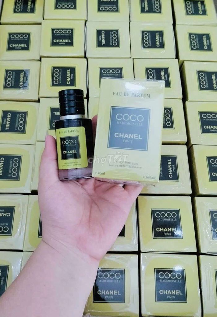 Nước hoa nữ dạng xịt 40ml mùi tươi mát. Mua bán Nước hoa tại Thành phố Dĩ An Bình Dương được đăng bởi Mỹ phẩm chính hãng hình 1