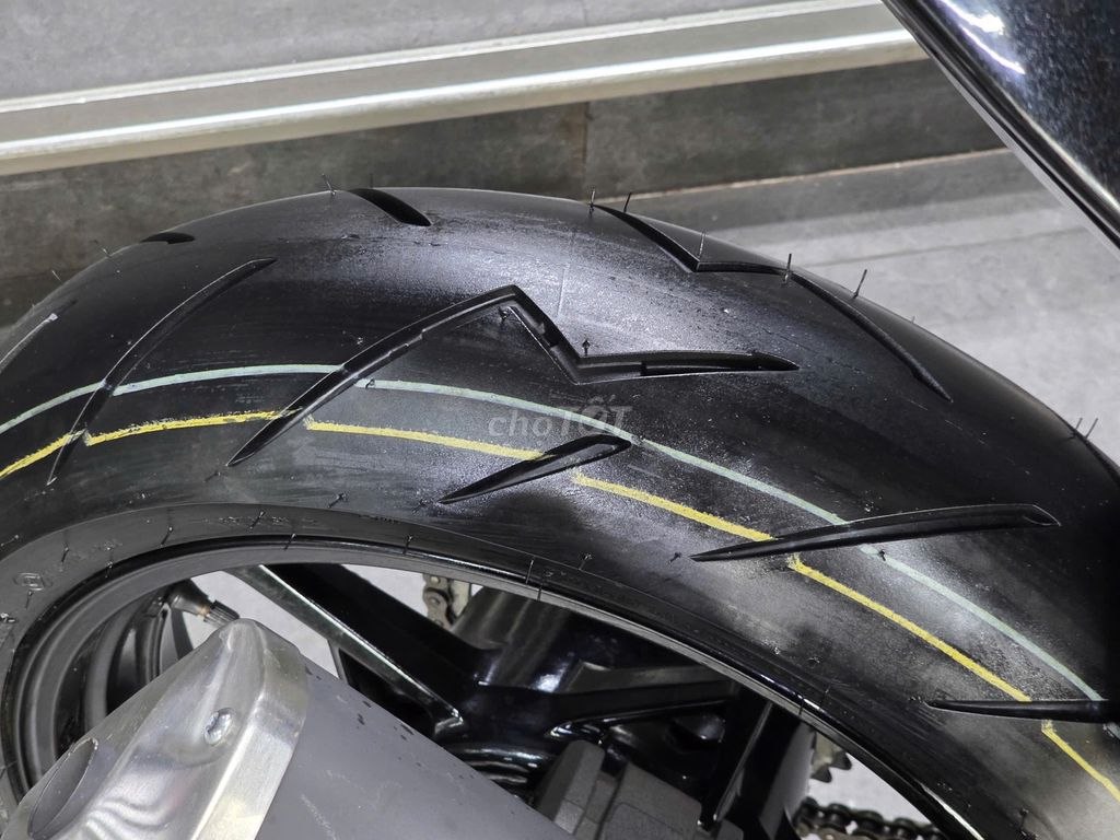 Z400 ABS BIỂN SỐ HN CHẠY LƯỚT 8000KM. Mua bán Xe máy tại Quận Tây Hồ Hà Nội được đăng bởi Tu Phamanh hình 4