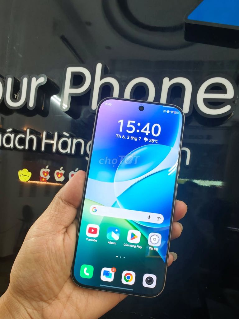 Vivo V70 256GB Vàng 99% chính hãng. Mua bán Điện thoại tại Quận Hải Châu Đà Nẵng được đăng bởi Your Phone hình 1