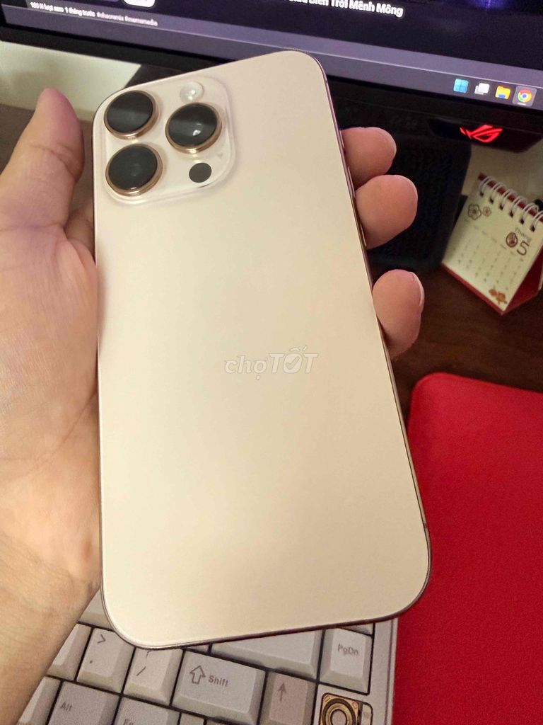 iPhone 16 Pro Vàng Đã qua sử dụng. Mua bán Điện thoại tại Quận Nam Từ Liêm Hà Nội được đăng bởi Ngo Trung hình 1