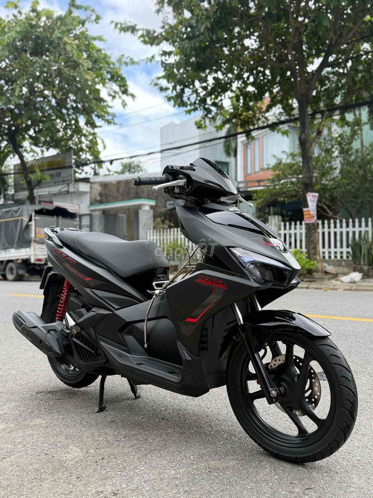 Air Blade 2017 B.số 43 Góp trả trước 5tr. Mua bán Xe máy tại Quận Liên Chiểu Đà Nẵng được đăng bởi Hòa Xe Máy Cũ hình 4