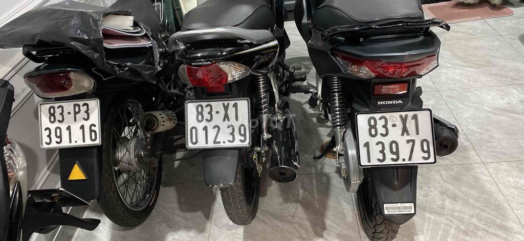 cần bán chiêc xe như hình. Mua bán Xe máy tại Thành phố Sóc Trăng Sóc Trăng được đăng bởi Vinh Luu hình 3