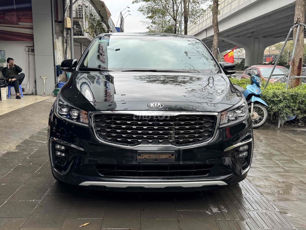 CẦN BÁN KIA SEDONA 2.2D XE GIA ĐÌNH SIÊU MỚI