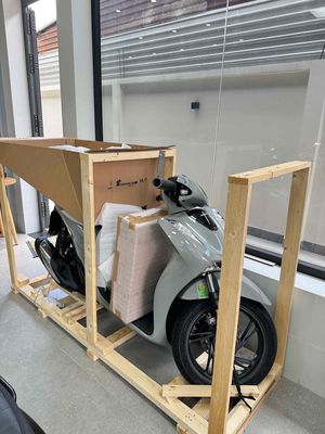SH150 Nhập Ý Mới 100% Xám Xi Măng hiếm Giá alo