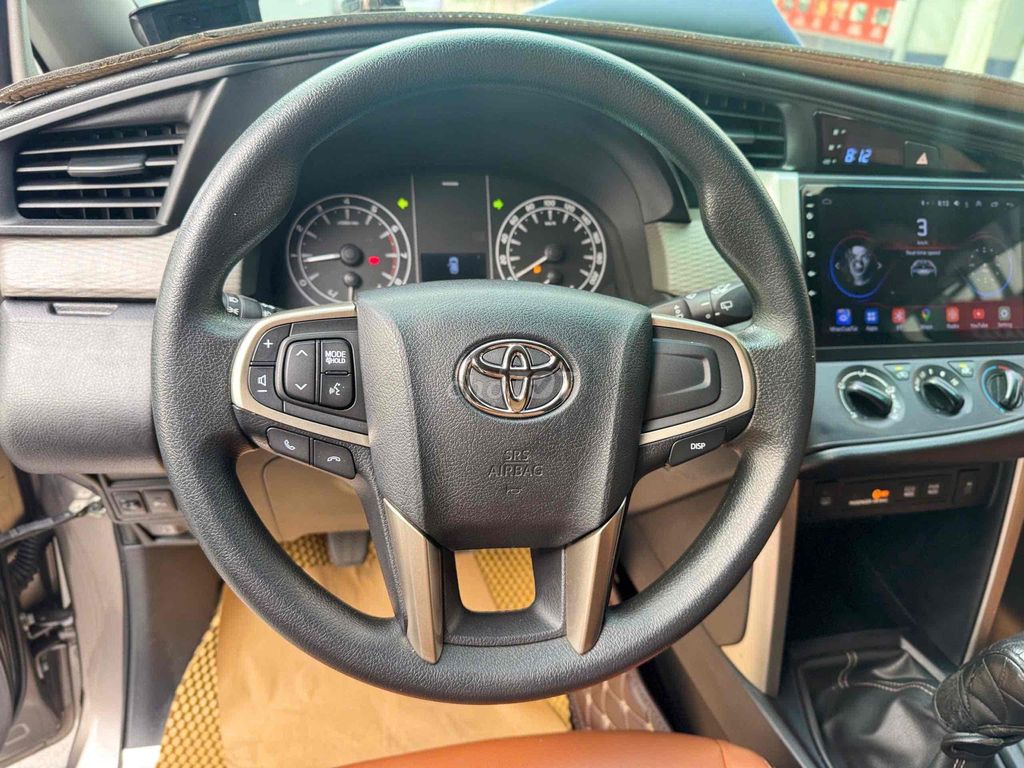 Innova số sàn 2020 - Xe full phụ kiện chất xe đẹp. Mua bán Ô tô tại Thành phố Thủ Đức Tp Hồ Chí Minh được đăng bởi Tấn Quang Toyota Đông Sài Gòn hình 4