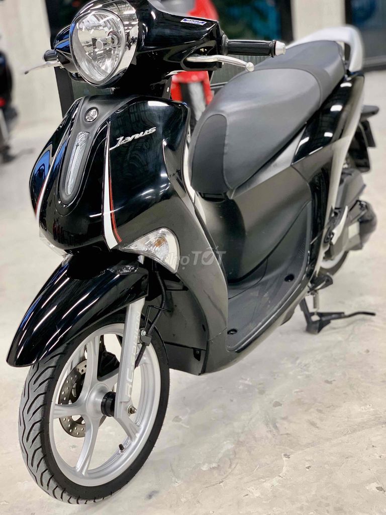 Yamaha Janus 2023 chính chủ form mới full đen đẹp. Mua bán Xe máy tại Thành phố Thủ Đức Tp Hồ Chí Minh được đăng bởi iMotorbike Khương Phan hình 5