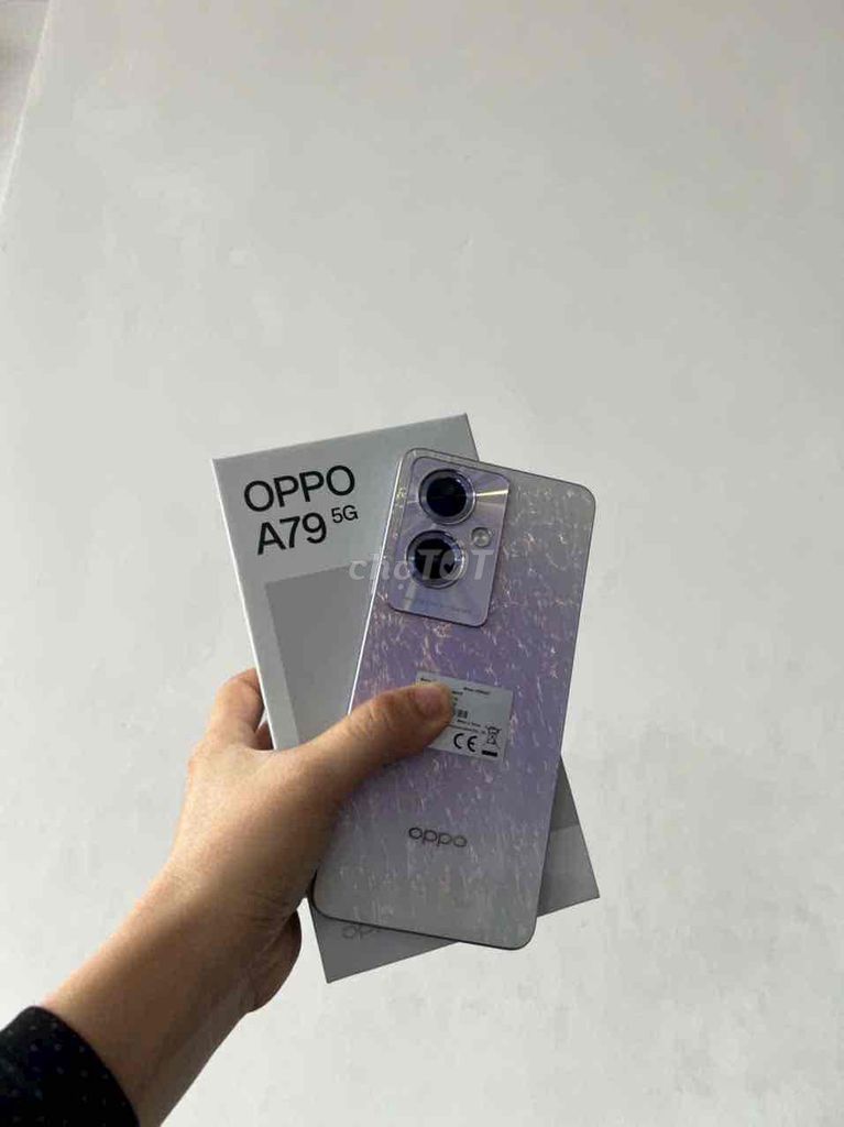 oppo A79 ram8/256 pin5000 fulbox new- bảo hành 12t