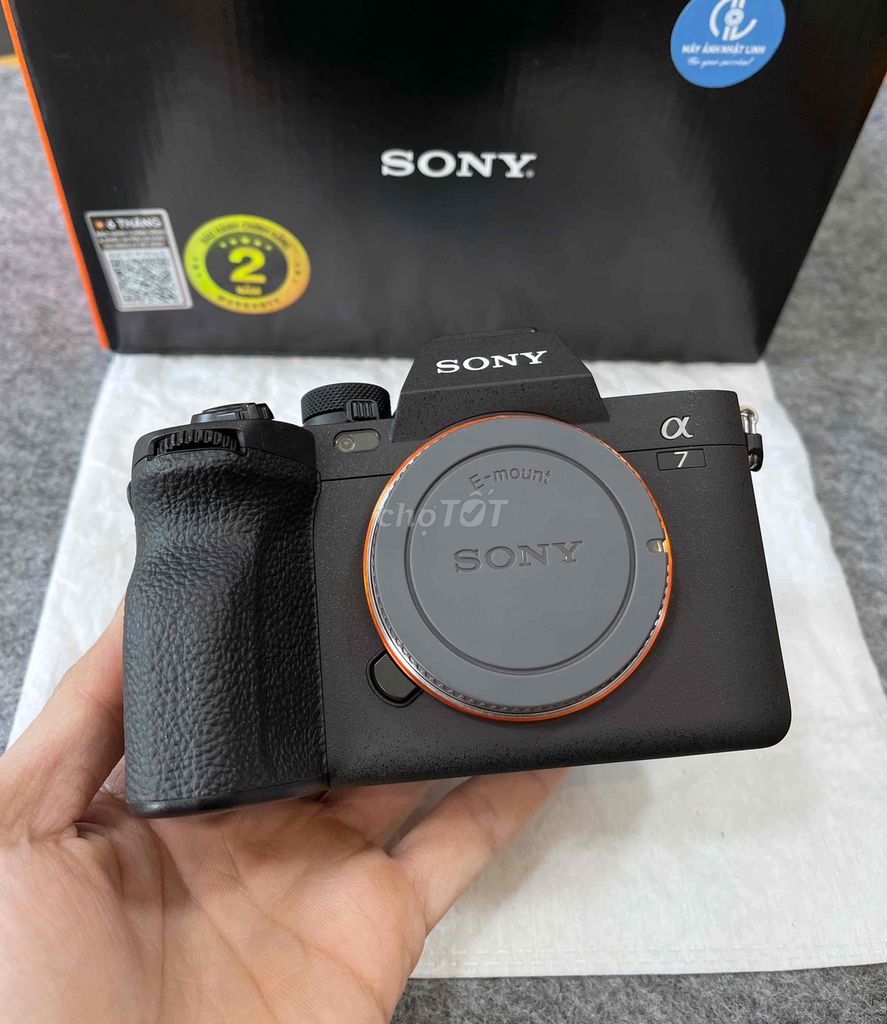 Cần bán sony A7M4 còn bh chính hãng tới 03/04/2026